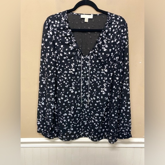 MICHAEL Michael Kors Tops - Michael Kors Black Sheer With Silver Roses And Chain Tie Top Blouse Size XL